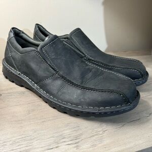 Clark’s Vanek Slip Ons Black Leather Sz13